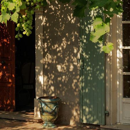 LA FUGUE -Demeure historique située dans un château fort -Proche de UZES et NIMES Brignon Exterior foto